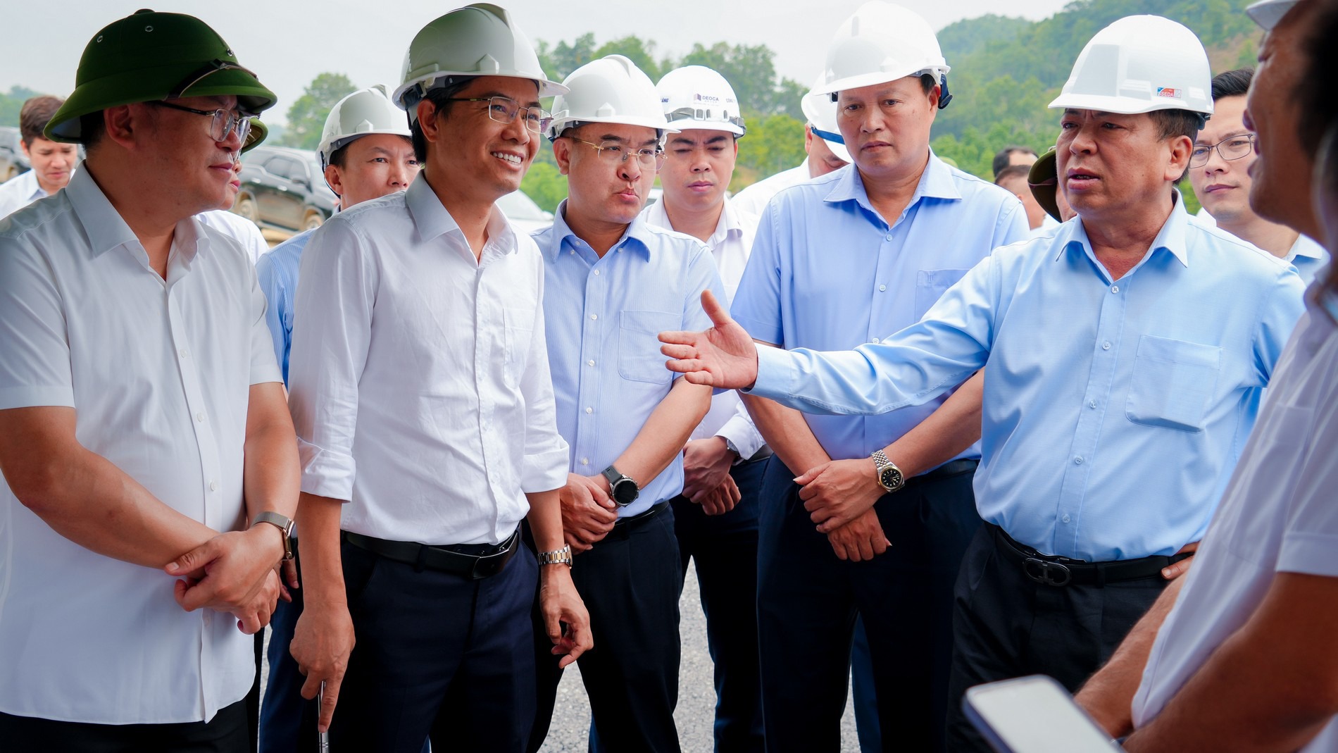 Nhiều kiến nghị để sớm đưa cao tốc Hữu Nghị - Chi Lăng và Đồng Đăng - Trà Lĩnh sớm về đích - Ảnh 4.